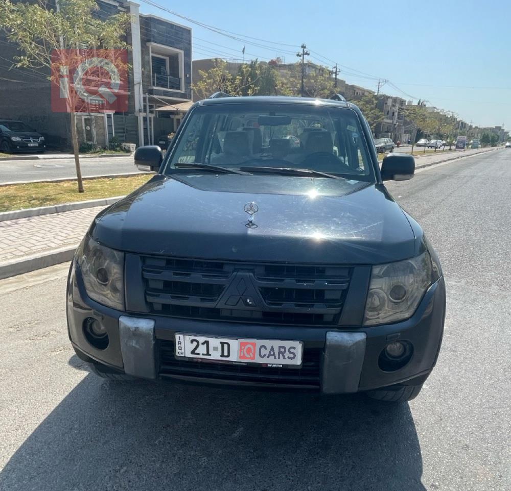 ميتسوبيشي باجيرو